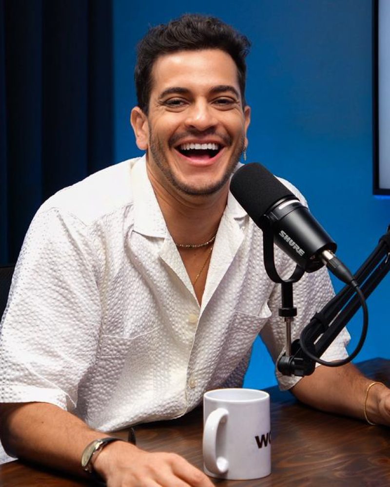 Atores de séries da Netflix vem gravar no Studio CB Max.